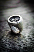 Carica l'immagine nel visualizzatore di Gallery, Anello San Giorgio argento 925 Saint George silver sterling ring collection " Era "