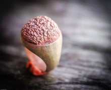 Carica l'immagine nel visualizzatore di Gallery, Anello cervello in ottone ossidato brass brain and oxidized ring collection "empaty"