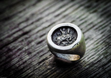 Carica l'immagine nel visualizzatore di Gallery, Anello San Giorgio argento 925 Saint George silver sterling ring collection " Era "