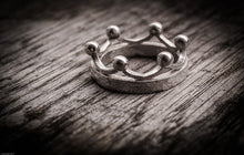 Carica l'immagine nel visualizzatore di Gallery, Anello corona argento 925 silver sterling crown ring collection " Era "