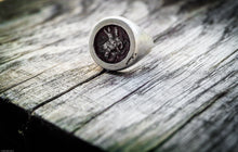Carica l'immagine nel visualizzatore di Gallery, Anello San Giorgio argento 925 Saint George silver sterling ring collection " Era "