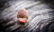 Carica l'immagine nel visualizzatore di Gallery, Anello cervello in ottone ossidato brass brain and oxidized ring collection "empaty"