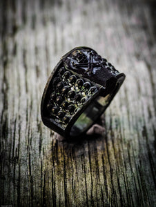 Anello teschio ossario in alpacca teschi brass skulls  and oxidized ring collection " Memento mori "