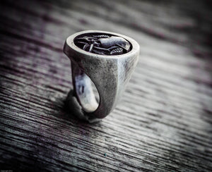 Anello calamaro argento ossidato silver sterling squid fish skull oxidized ring chevalier collection " Cheva "